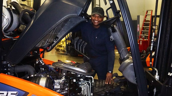 Doosan Forklift Technician