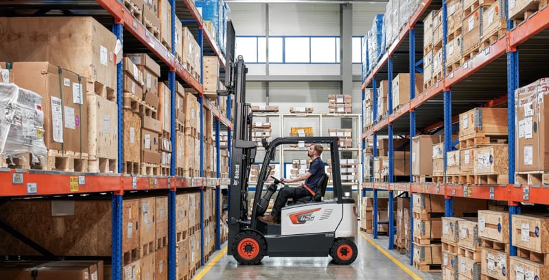 Bobcat_Forklift_Warehouse_Application_800px