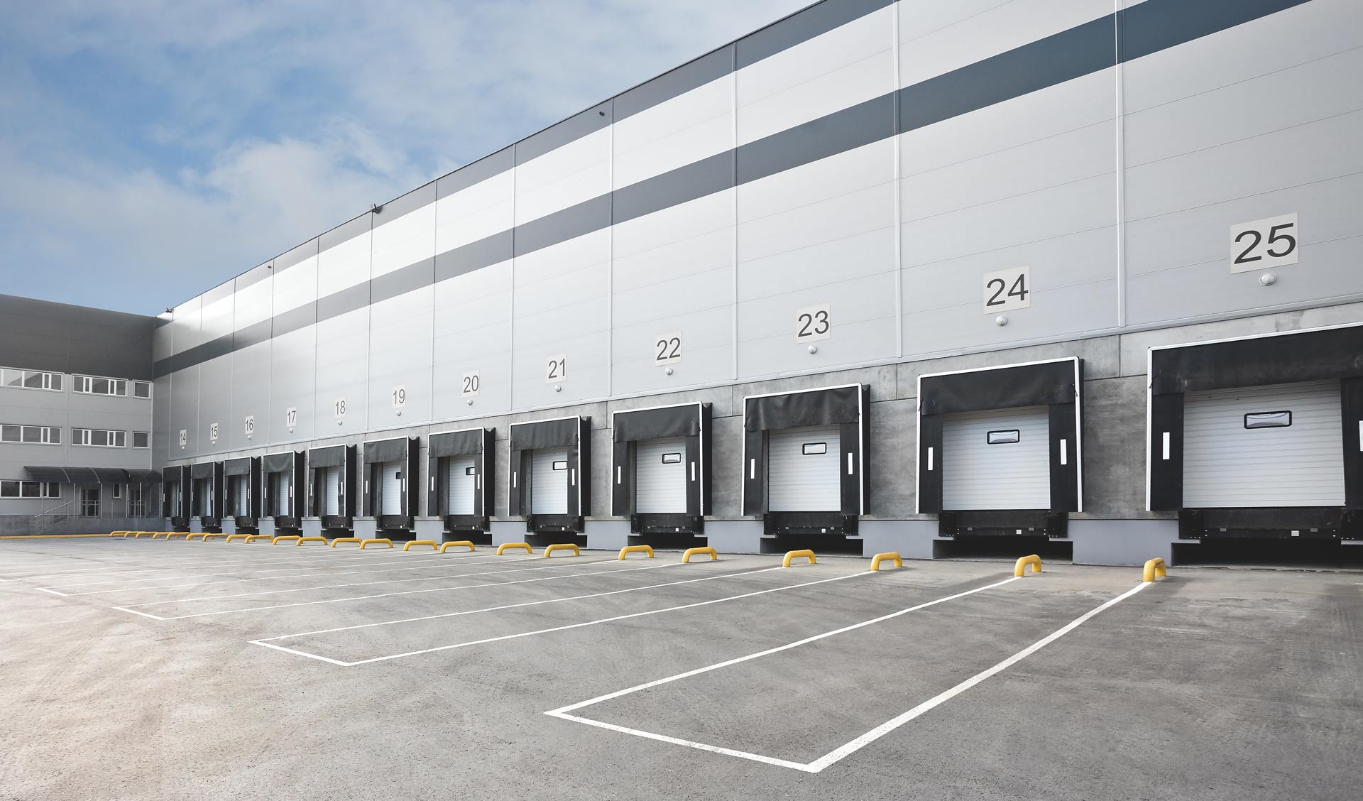 MidCo_Loading_Dock_Hero_1920px
