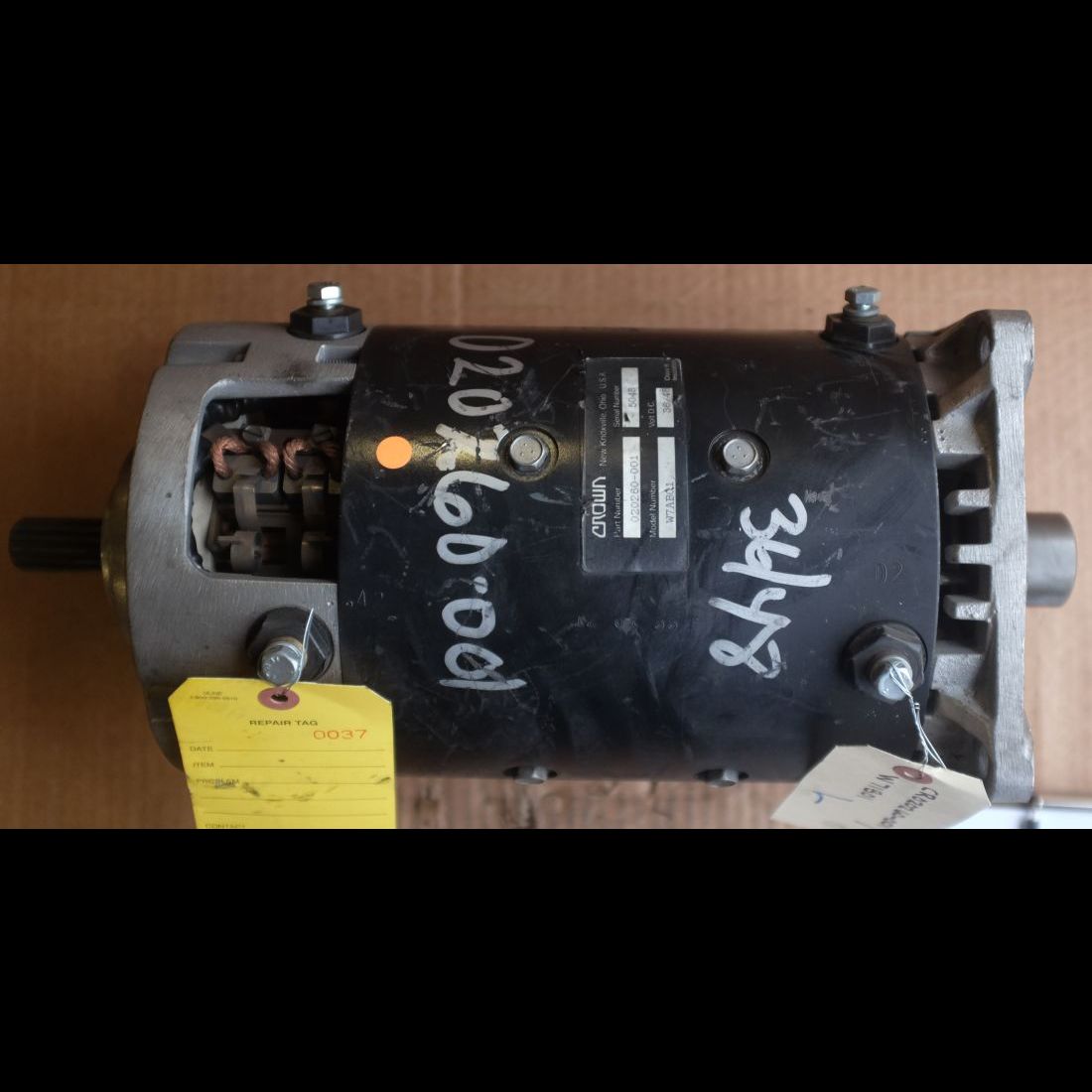 Crown CR020260-001 Forklift Motor